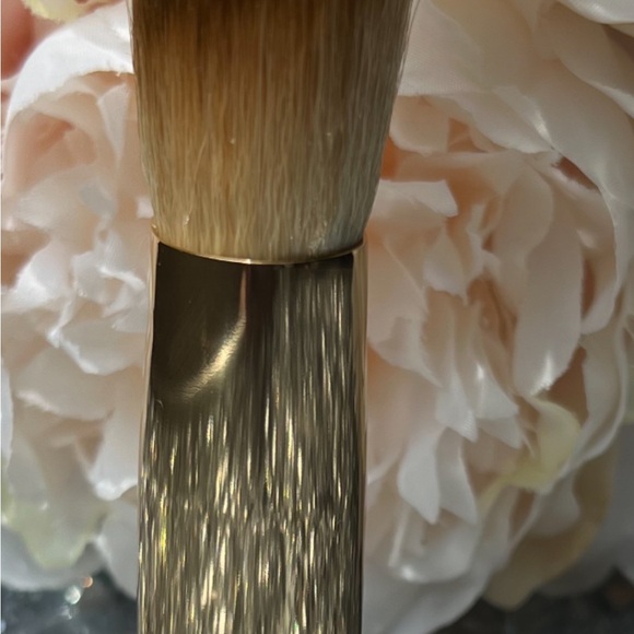 CHANEL SUBLIMAGE KABUKI BRUSH - NEW 💫 - Picture 3 of 5